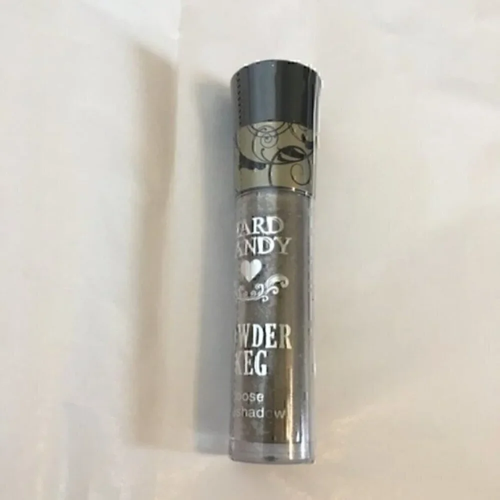 Hard Candy Powder Keg Eyeshadow Pigment in Dagger